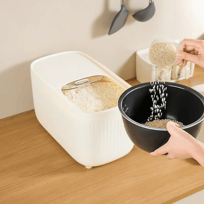 10KG Airtight Large Capacity Rice Storage Container (Pack of 1)